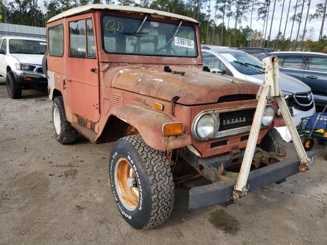 FJ40128027 - 1972 TOYOTA LANDCRUISR RED photo 1