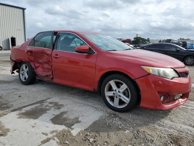 4T1BF1FK0EU756820 - 2014 TOYOTA CAMRY L RED photo 4