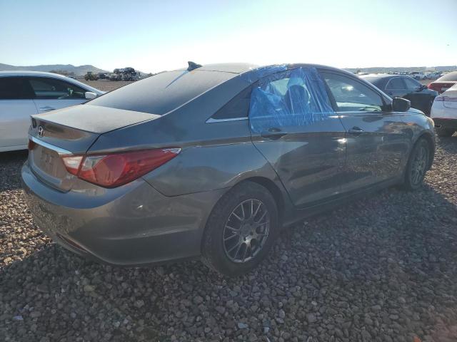 5NPEB4AC3DH709157 - 2013 HYUNDAI SONATA GLS GRAY photo 3