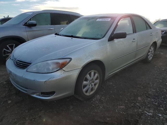 JTDBF30K240152068 - 2004 TOYOTA CAMRY LE SILVER photo 1