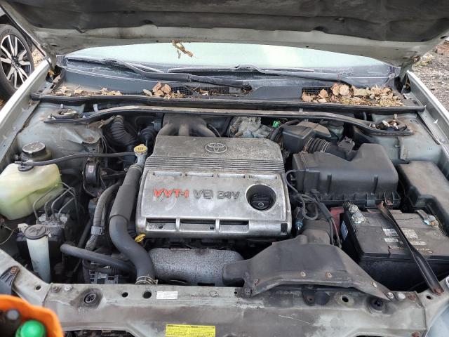 JTDBF30K240152068 - 2004 TOYOTA CAMRY LE SILVER photo 11