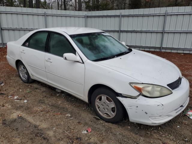 4T1BF32K92U030760 - 2002 TOYOTA CAMRY LE WHITE photo 4