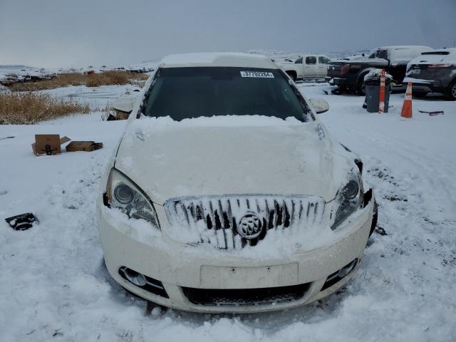 1G4PP5SK7E4219085 - 2014 BUICK VERANO WHITE photo 5