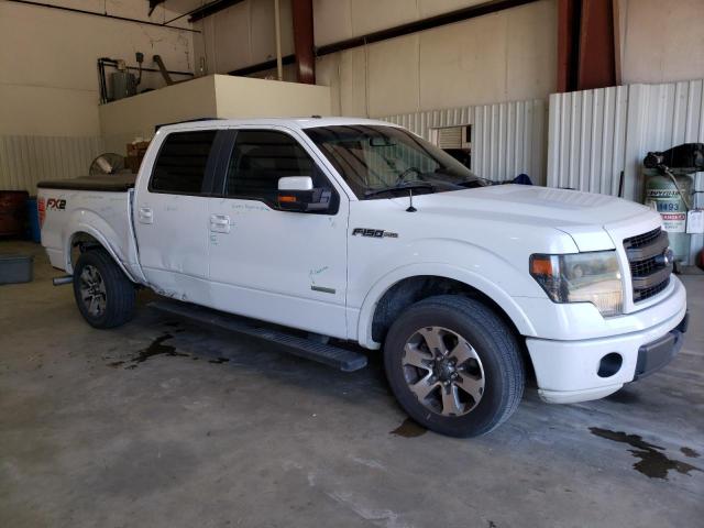 1FTFW1CT6DFD00732 - 2013 FORD F150 SUPERCREW WHITE photo 4