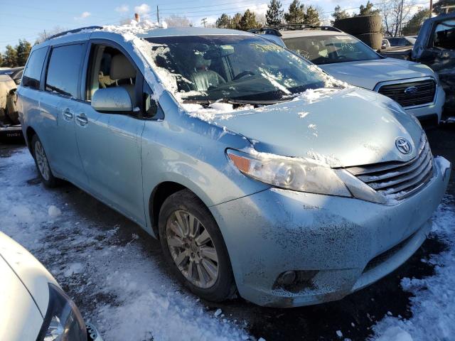 5TDDK3DC5FS119489 - 2015 TOYOTA SIENNA XLE GRAY photo 4