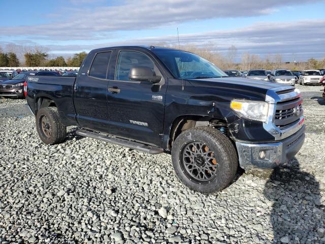 5TFUW5F11EX343072 - 2014 TOYOTA TUNDRA DOUBLE CAB SR/SR5 BLACK photo 4