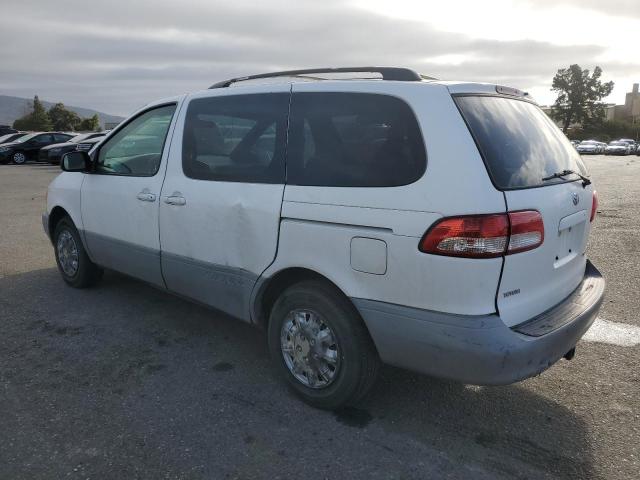 4T3ZF19C43U530058 - 2003 TOYOTA SIENNA CE WHITE photo 2