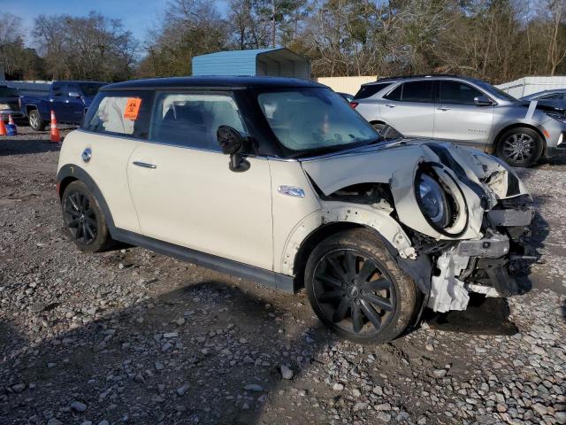 WMWXP7C53K2A50103 - 2019 MINI COOPER S WHITE photo 4