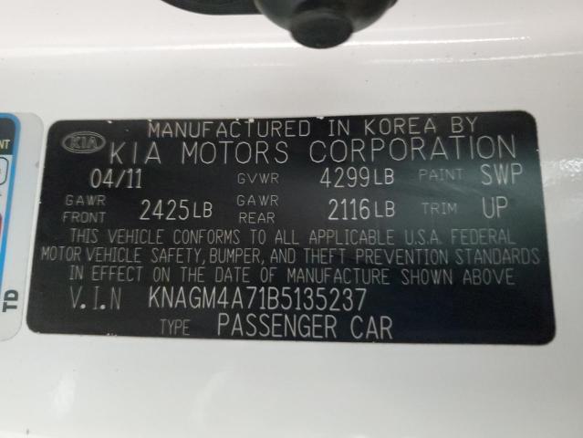 KNAGM4A71B5135237 - 2011 KIA OPTIMA LX WHITE photo 13