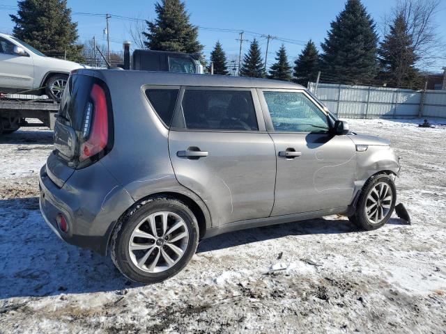 KNDJP3A5XJ7574643 - 2018 KIA SOUL + GRAY photo 3