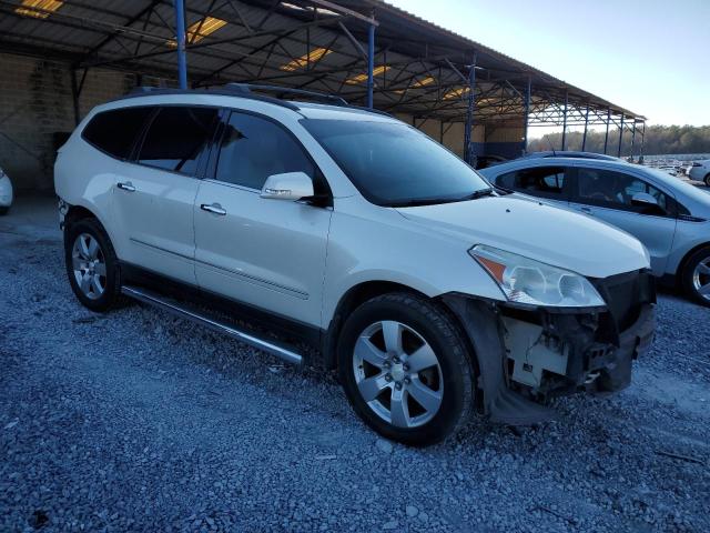 1GNKRLED6CJ388336 - 2012 CHEVROLET TRAVERSE LTZ WHITE photo 4