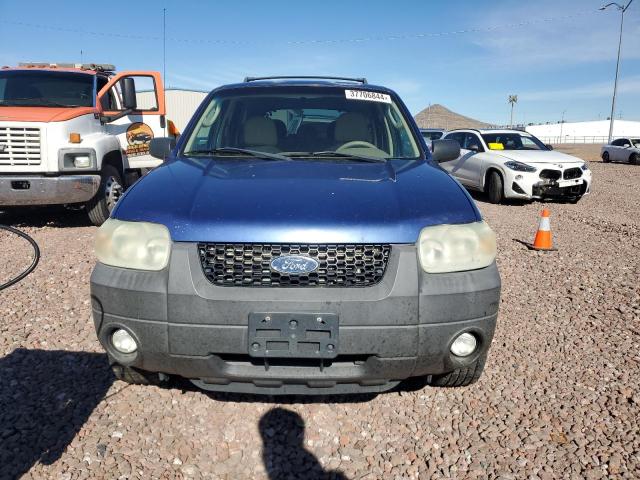 1FMCU03147KA07579 - 2007 FORD ESCAPE XLT BLUE photo 5