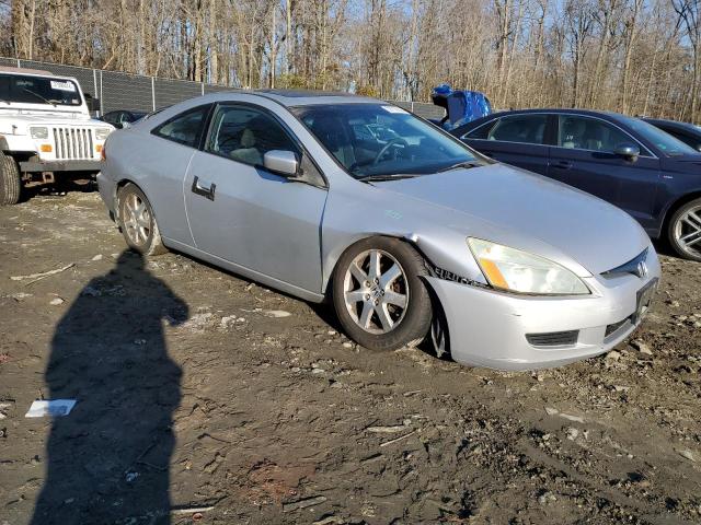 1HGCM82405A015830 - 2005 HONDA ACCORD SE SILVER photo 4