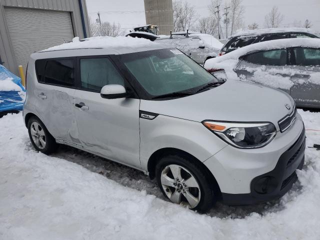 KNDJN2A27H7478212 - 2017 KIA SOUL SILVER photo 4