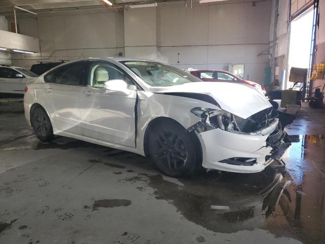 3FA6P0HR6DR312229 - 2013 FORD FUSION SE WHITE photo 4