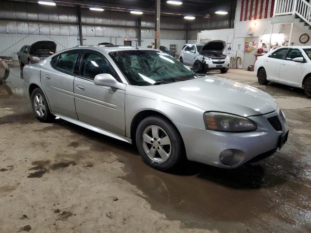 2G2WR524841132841 - 2004 PONTIAC GRAND PRIX GTP SILVER photo 4