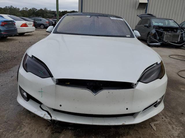 5YJSA1E24LF395330 - 2020 TESLA MODEL S WHITE photo 5