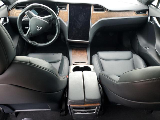 5YJSA1E24LF395330 - 2020 TESLA MODEL S თეთრი ფოტო 8