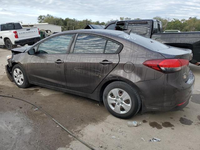 3KPFL4A71JE183955 - 2018 KIA FORTE LX BROWN photo 2