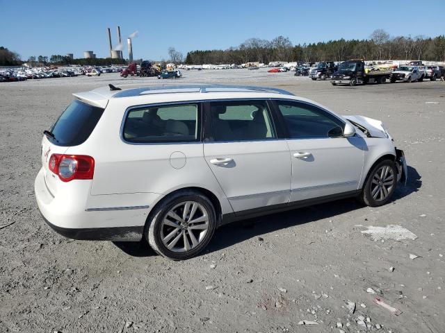 WVWXK93C19E080265 - 2009 VOLKSWAGEN PASSAT WAGON TURBO WHITE photo 3