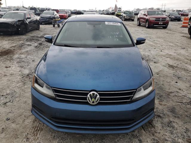 3VWDB7AJ5HM357370 - 2017 VOLKSWAGEN JETTA SE BLUE photo 5