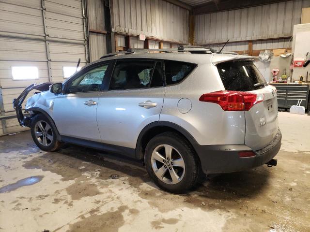 2T3RFREV9FW271996 - 2015 TOYOTA RAV4 XLE SILVER photo 2