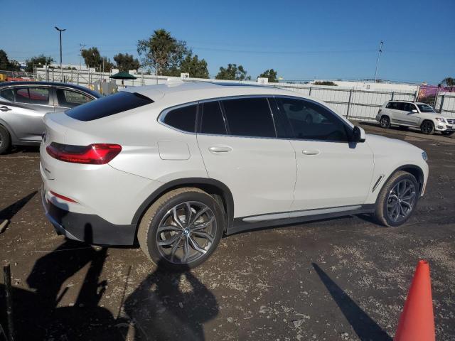 5UX2V1C09L9C59096 - 2020 BMW X4 XDRIVE30I WHITE photo 3