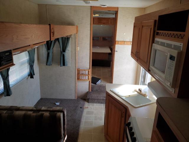 1UJCJ02R341AZ0107 - 2004 JAYC TRAVEL TRL თეთრი ფოტო 5