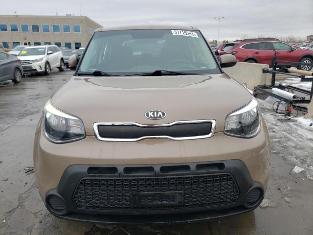 KNDJN2A22G7280751 - 2016 KIA SOUL TAN photo 5