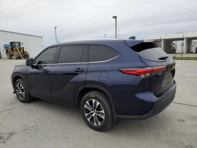 5TDHZRBH8MS553370 - 2021 TOYOTA HIGHLANDER XLE BLUE photo 2