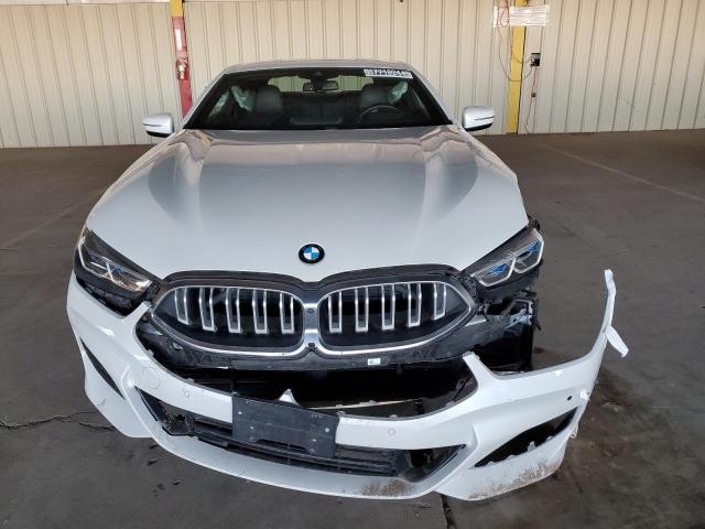 WBAAE2C05PCL65700 - 2023 BMW 840I WHITE photo 5