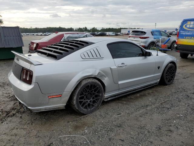 1ZVHT82HX95133292 - 2009 FORD MUSTANG GT SILVER photo 3