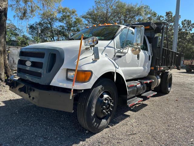 3FRXW75S68V633656 - 2008 FORD F750 SUPER DUTY WHITE photo 2