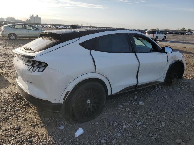 3FMTK4SE9MME01066 - 2021 FORD MUSTANG MA GT WHITE photo 3