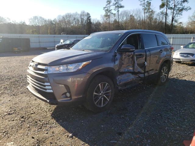 5TDKZRFHXKS556686 - 2019 TOYOTA HIGHLANDER SE GRAY photo 1