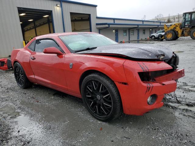 2G1FB1EDXB9213495 - 2011 CHEVROLET CAMARO LT RED photo 4