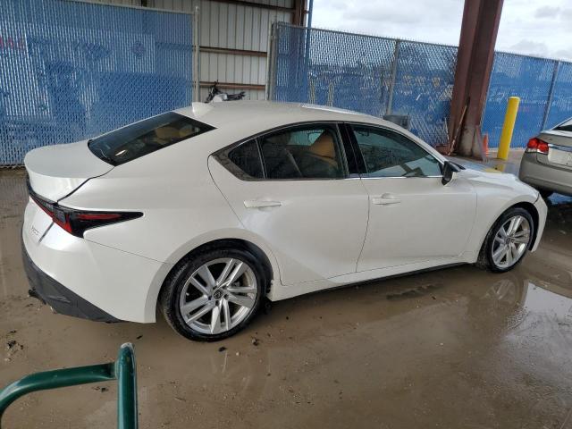 JTHAA1D21N5119977 - 2022 LEXUS IS 300 WHITE photo 3