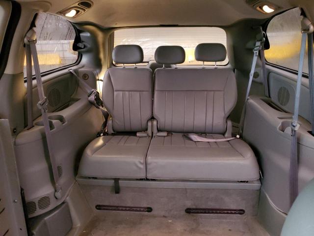 2C4GP54L55R279373 - 2005 CHRYSLER TOWN & COU TOURING WHITE photo 10