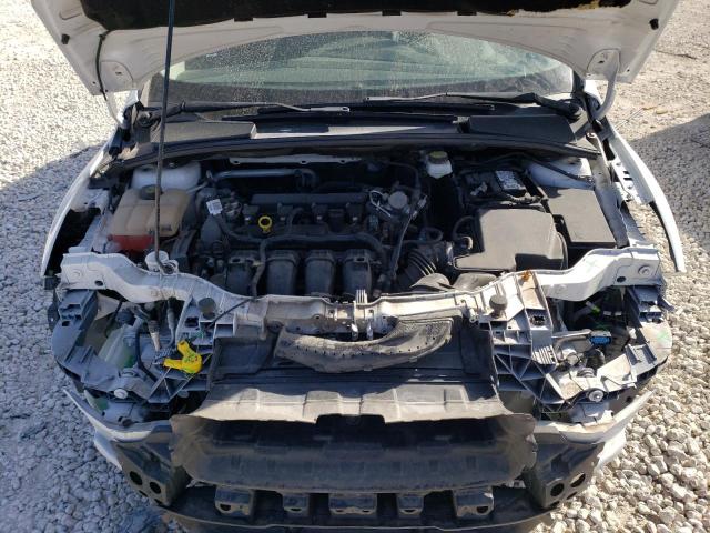 1FADP3N24JL216741 - 2018 FORD FOCUS TITANIUM WHITE photo 11