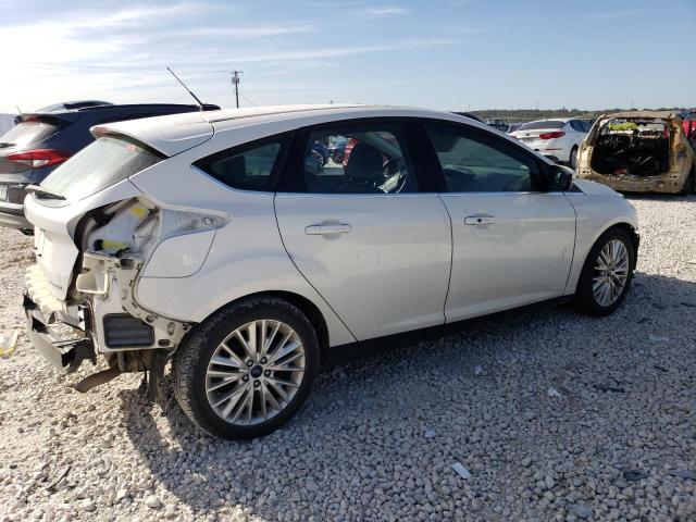 1FADP3N24JL216741 - 2018 FORD FOCUS TITANIUM WHITE photo 3