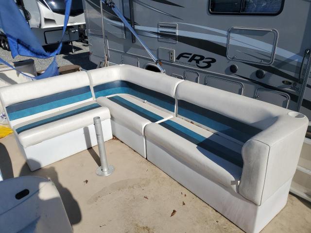 GDY4664WC404 - 2004 GODF PONTOON TWO TONE photo 6