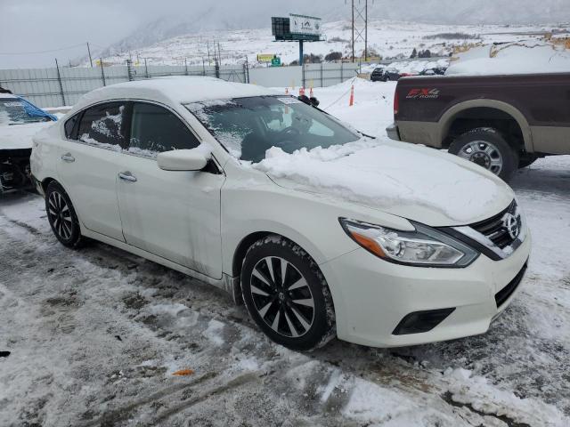 1N4AL3AP5JC179232 - 2018 NISSAN ALTIMA 2.5 WHITE photo 4