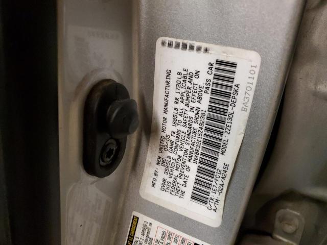 1NXBR32E15Z492381 - 2005 TOYOTA COROLLA CE SILVER photo 12