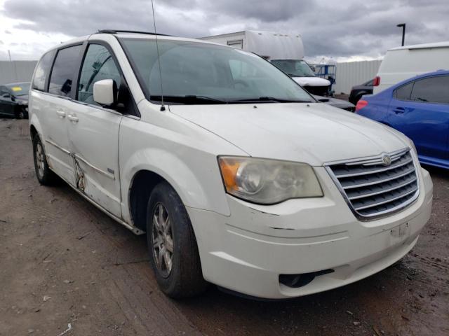 2A8HR54P18R833751 - 2008 CHRYSLER TOWN & COU TOURING თეთრი ფოტო 4