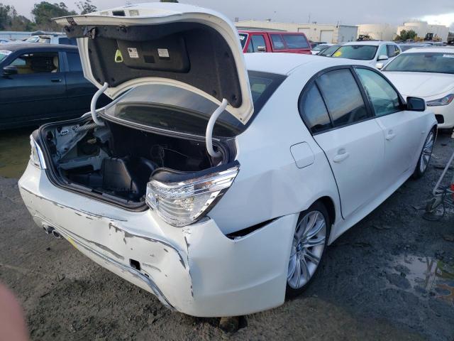 WBANU5C57AC129235 - 2010 BMW 528 I WHITE photo 3