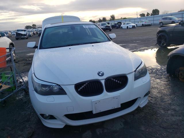 WBANU5C57AC129235 - 2010 BMW 528 I WHITE photo 5