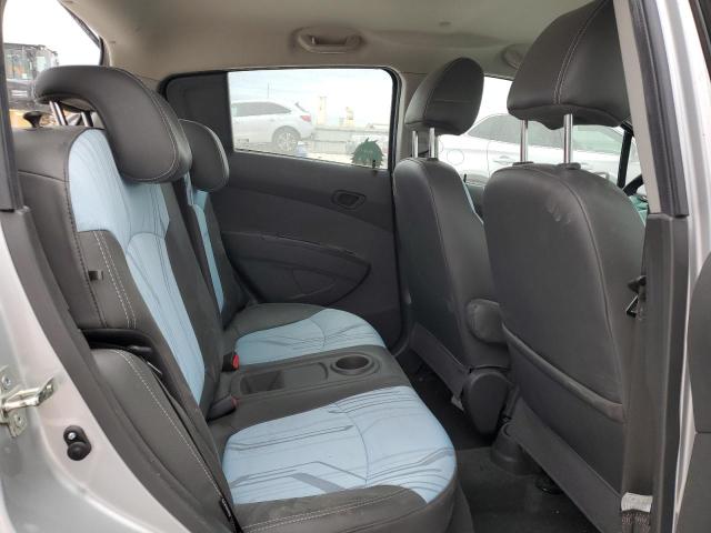 KL8CK6S09GC565341 - 2016 CHEVROLET SPARK EV 1 银色 照片 10