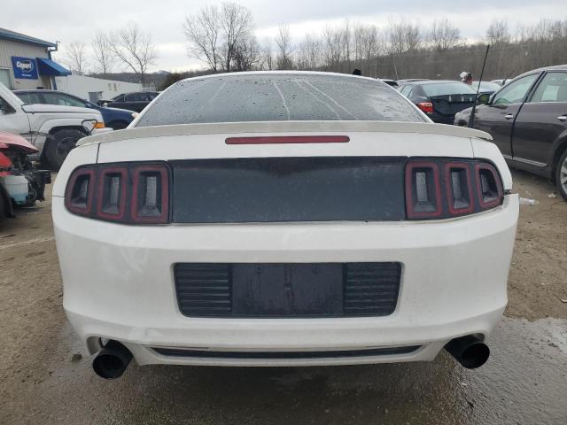 1ZVBP8CF6D5281729 - 2013 FORD MUSTANG GT WHITE photo 6