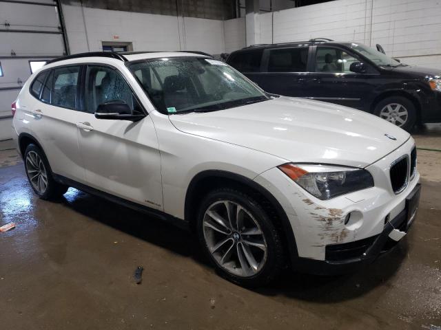 WBAVL1C52DVR87684 - 2013 BMW X1 XDRIVE28I WHITE photo 4