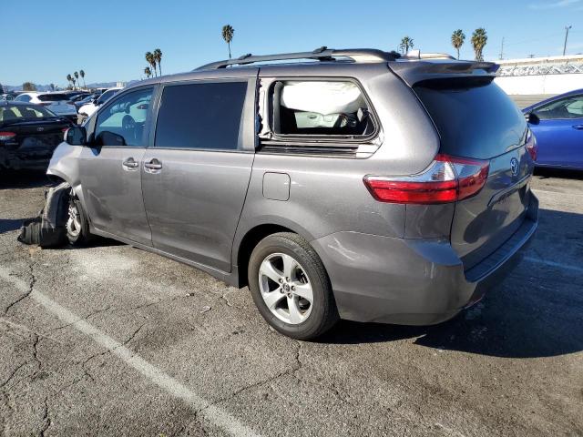 5TDKZ3DC3JS952977 - 2018 TOYOTA SIENNA LE GRAY photo 2